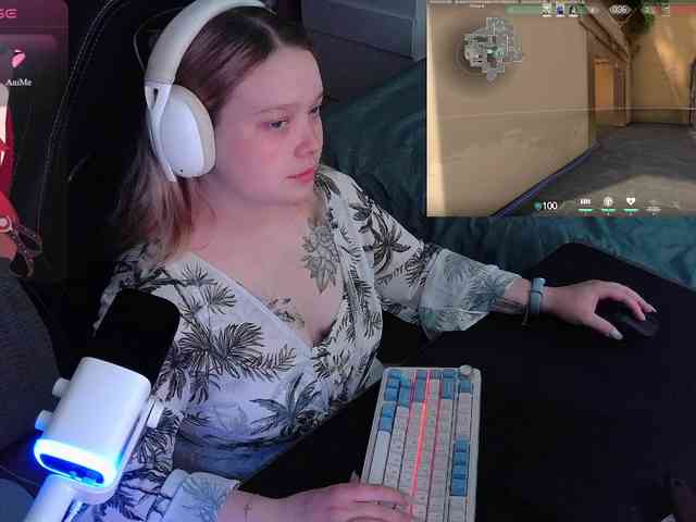 AlinaAdams webcam