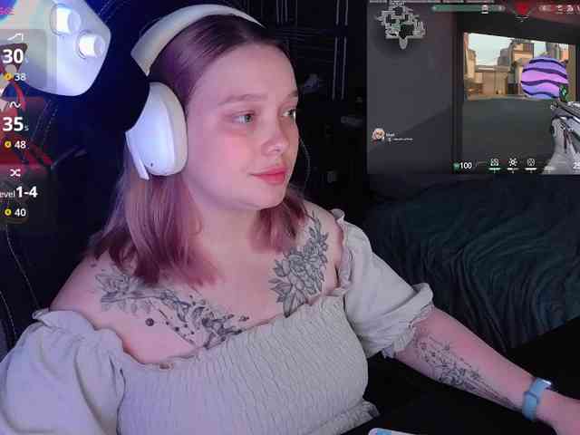 AlinaAdams webcam