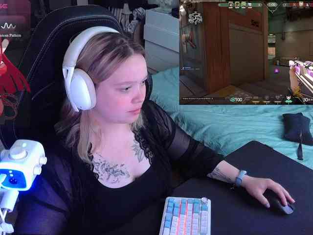 AlinaAdams webcam