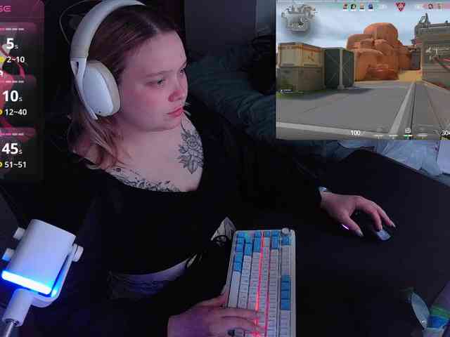 AlinaAdams webcam