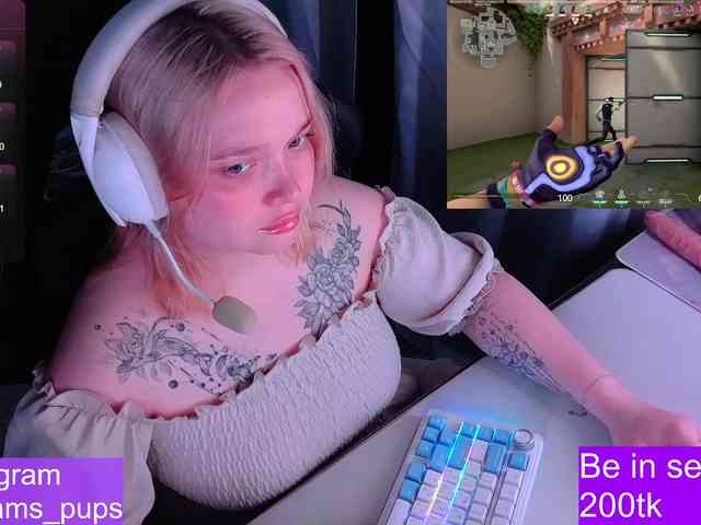 AlinaAdams webcam
