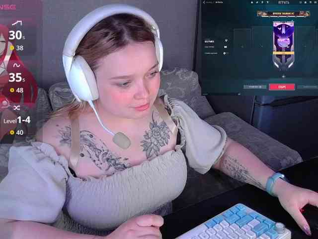 AlinaAdams webcam