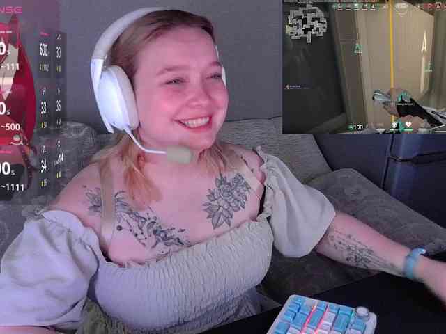 AlinaAdams webcam