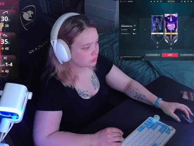 AlinaAdams webcam