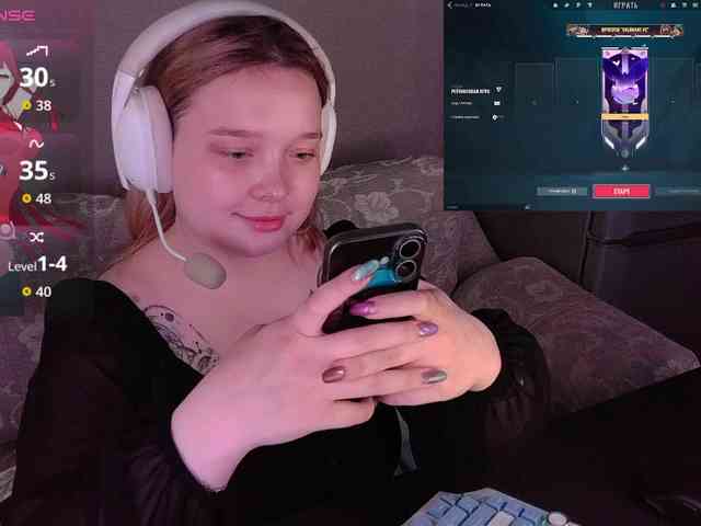 AlinaAdams webcam