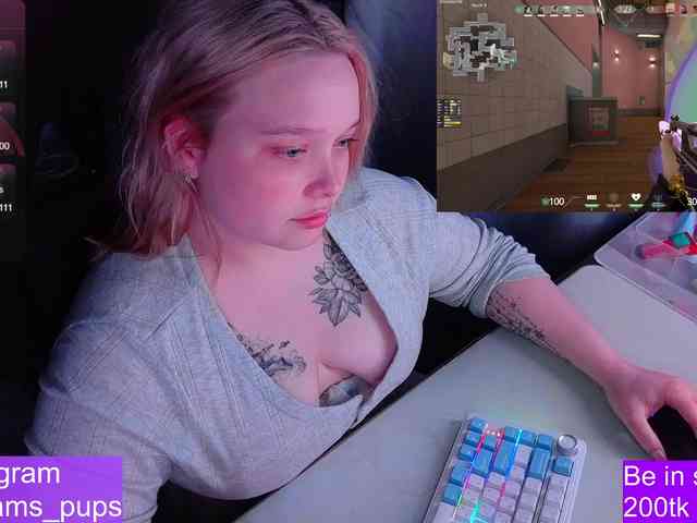 AlinaAdams webcam