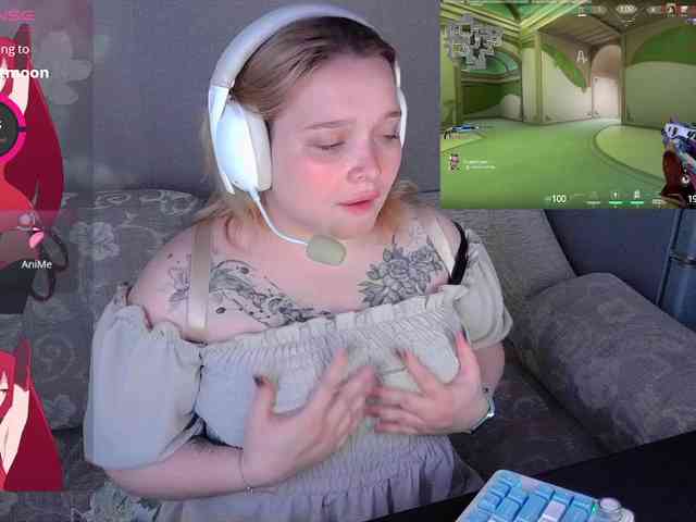 AlinaAdams webcam