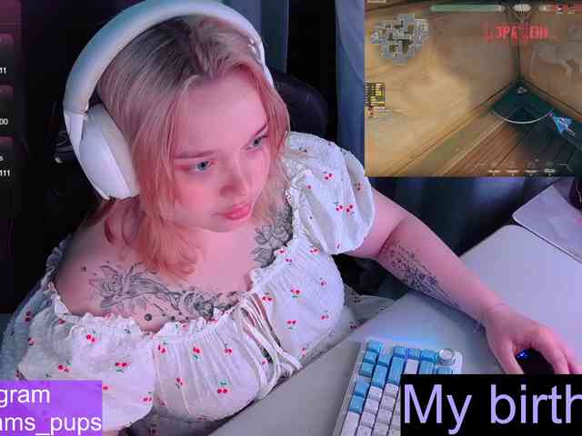 AlinaAdams webcam