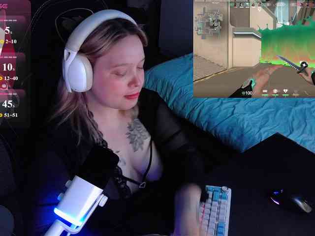AlinaAdams webcam