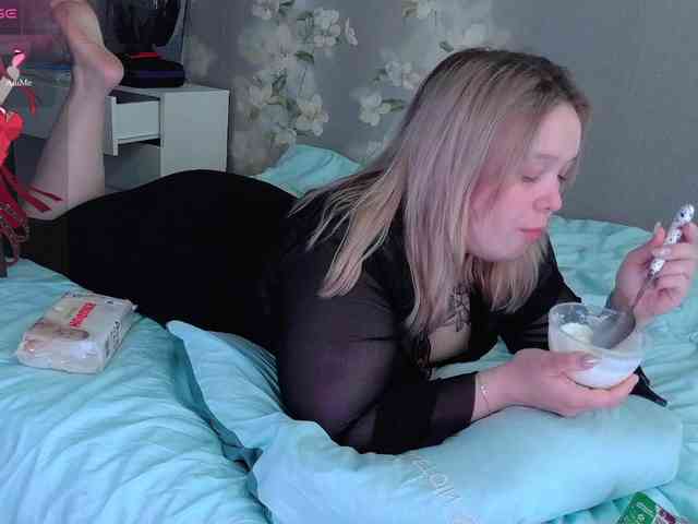 AlinaAdams webcam