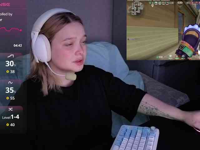 AlinaAdams webcam