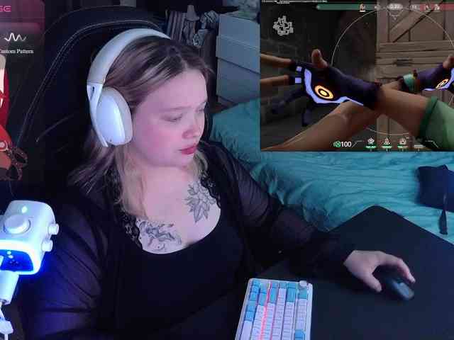 AlinaAdams webcam