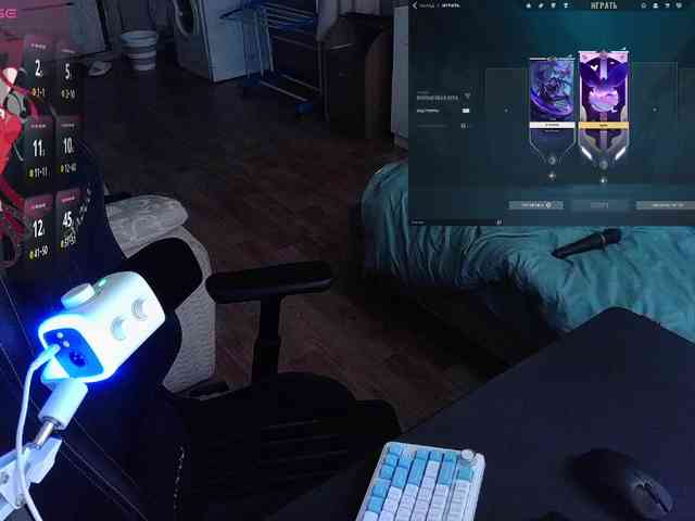 AlinaAdams webcam