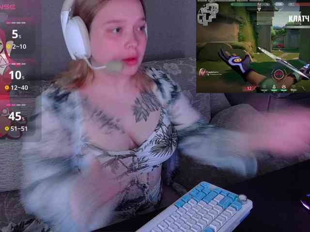 AlinaAdams webcam