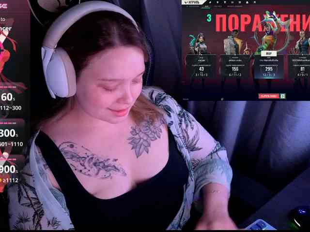 AlinaAdams