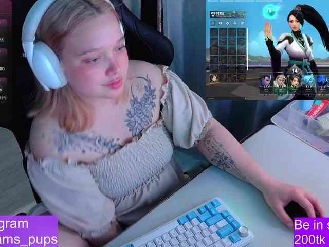 AlinaAdams webcam