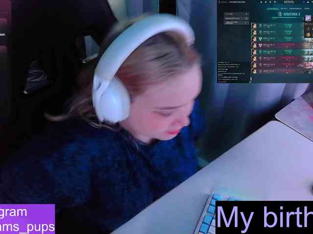 AlinaAdams webcam