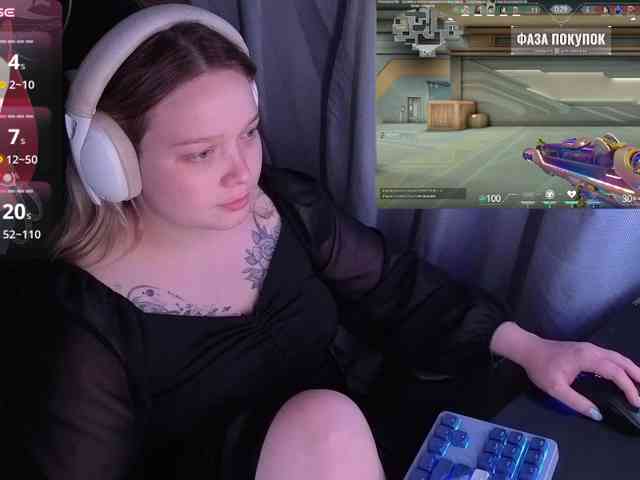 AlinaAdams webcam