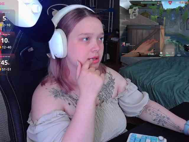AlinaAdams webcam