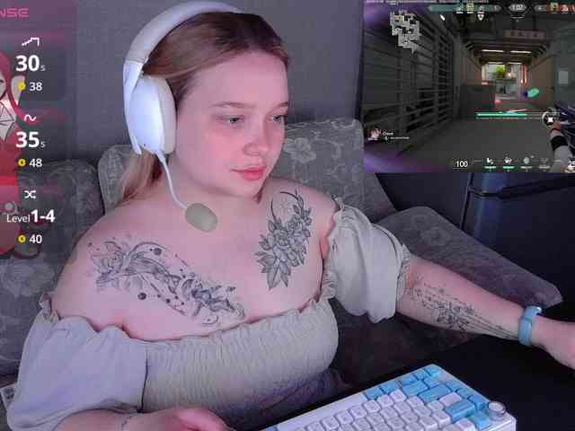 AlinaAdams webcam