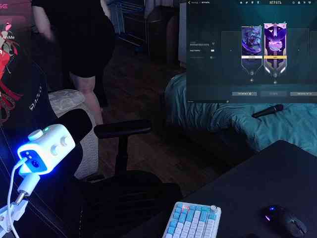AlinaAdams webcam