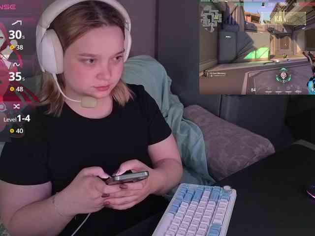 AlinaAdams webcam