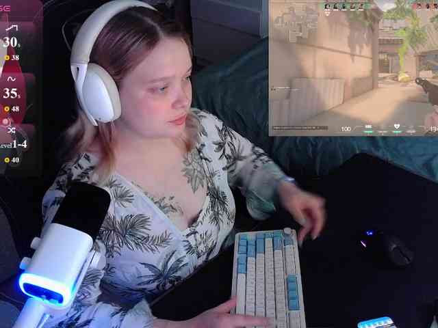 AlinaAdams webcam