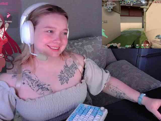 AlinaAdams webcam