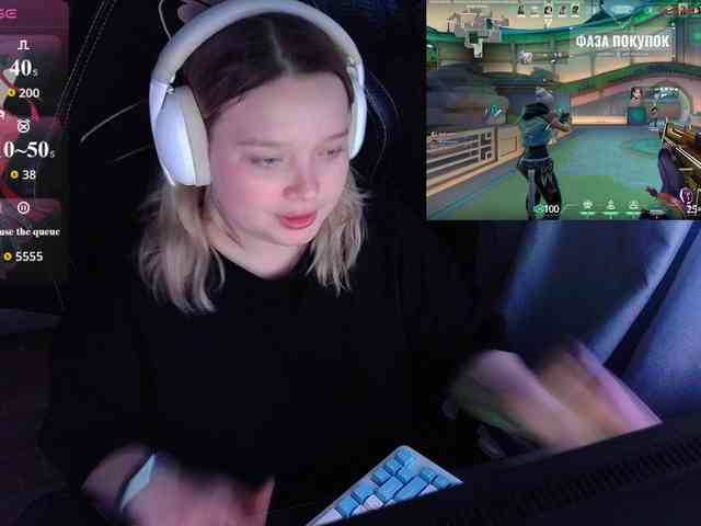 AlinaAdams Live Webcam on BongaCams