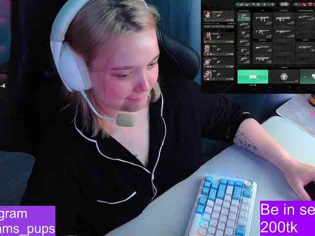 AlinaAdams webcam
