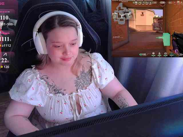 AlinaAdams webcam