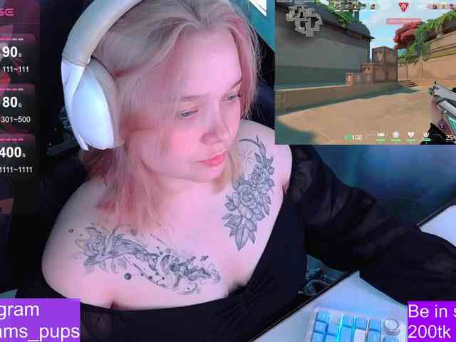 AlinaAdams webcam