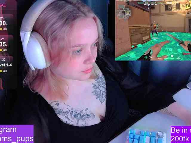 AlinaAdams webcam