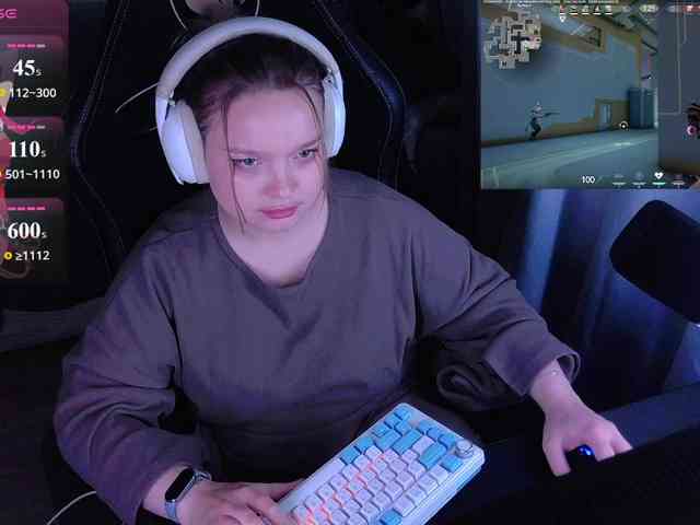 AlinaAdams webcam