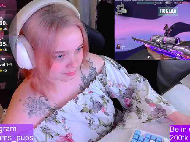 AlinaAdams webcam