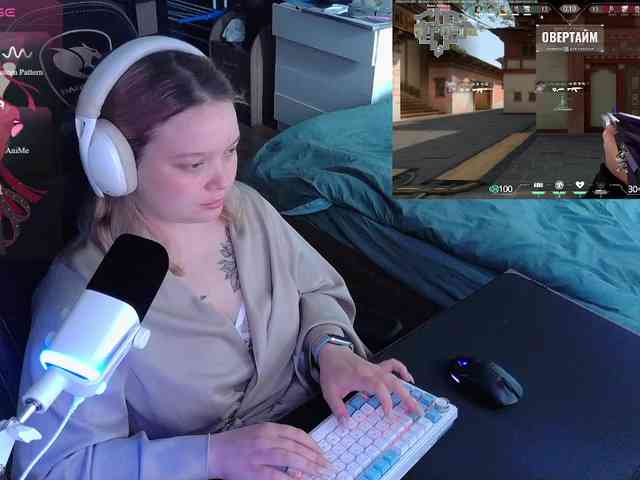 AlinaAdams webcam