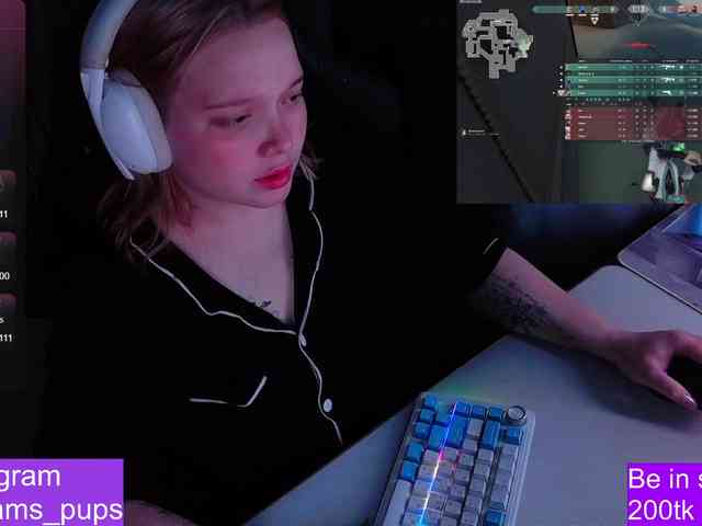 AlinaAdams webcam