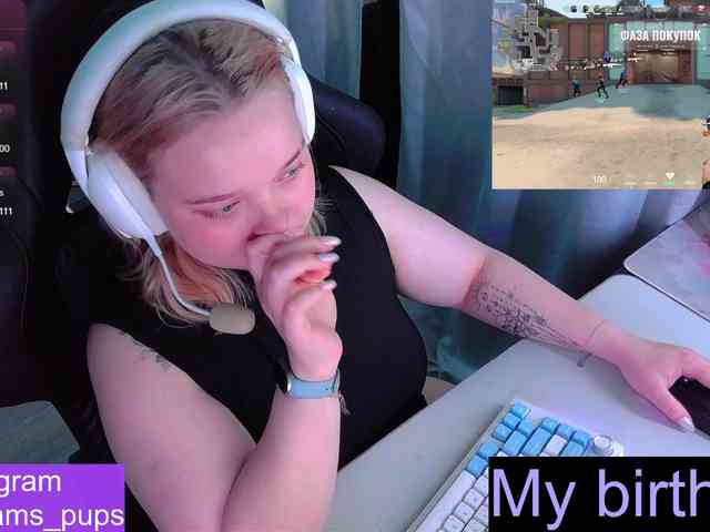 AlinaAdams webcam