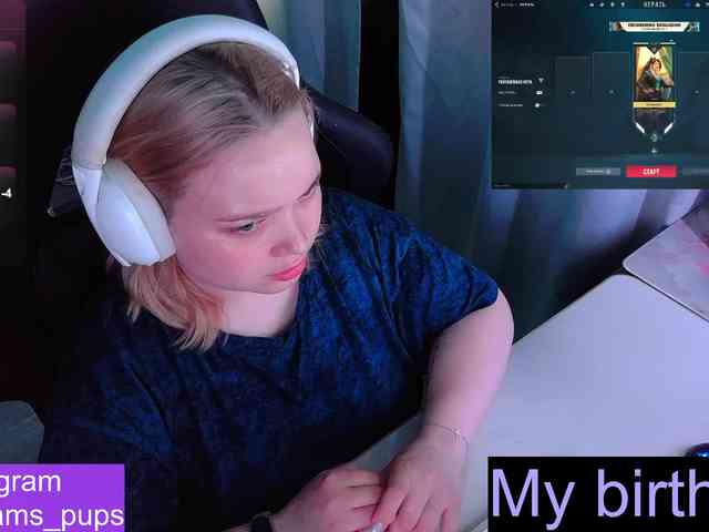 AlinaAdams webcam