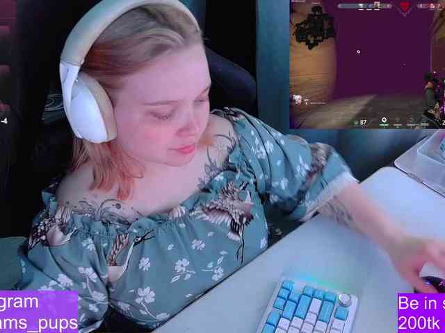 AlinaAdams webcam