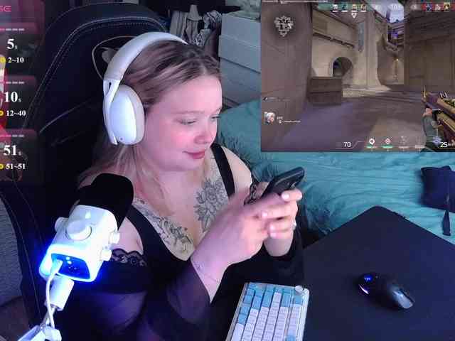 AlinaAdams webcam