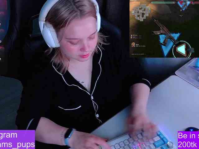AlinaAdams webcam