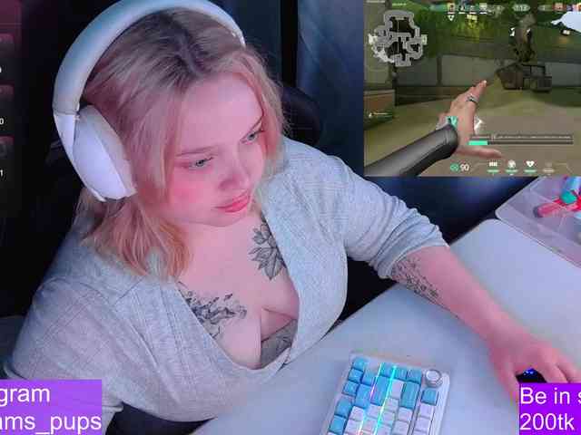 AlinaAdams webcam