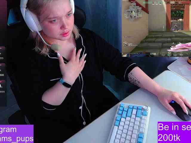 AlinaAdams webcam
