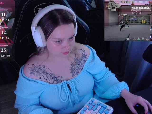 AlinaAdams webcam