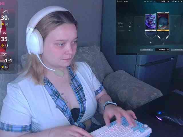 AlinaAdams webcam
