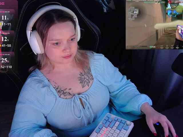 AlinaAdams webcam