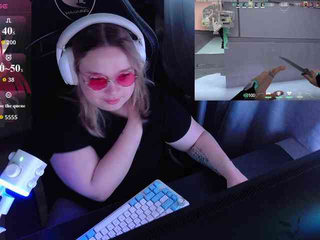 AlinaAdams webcam