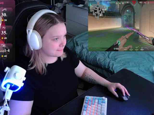 AlinaAdams webcam
