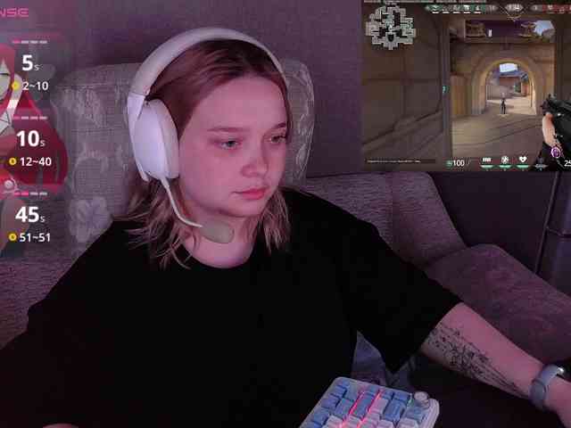 AlinaAdams webcam